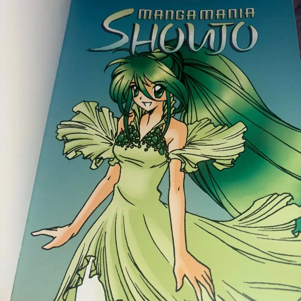 Manga Mania Shoujo: How to Draw the Charming Romantic Characters Japanese Comics